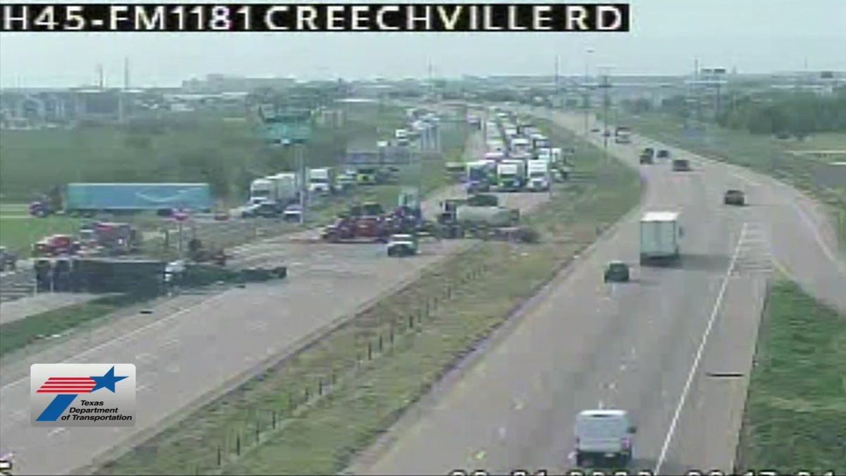 2 big rigs overturn, shut down northbound Interstate 45 near Dallas – NBC 5 Dallas-Fort Worth - Vimarsana News
