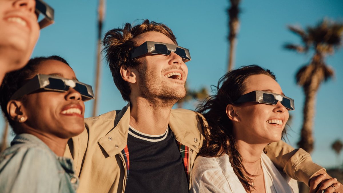 Solar eclipse 2024: These colors are important to wear on April 8
