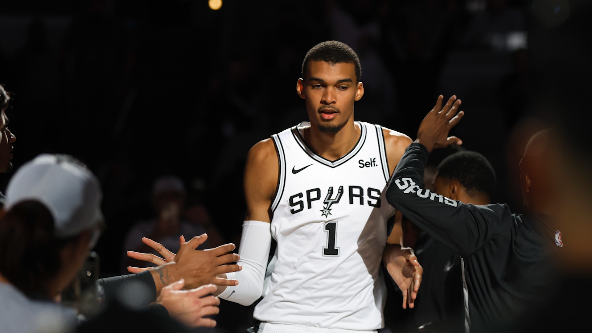 Spurs Lose Final Game, Miss Playoffs for First Time