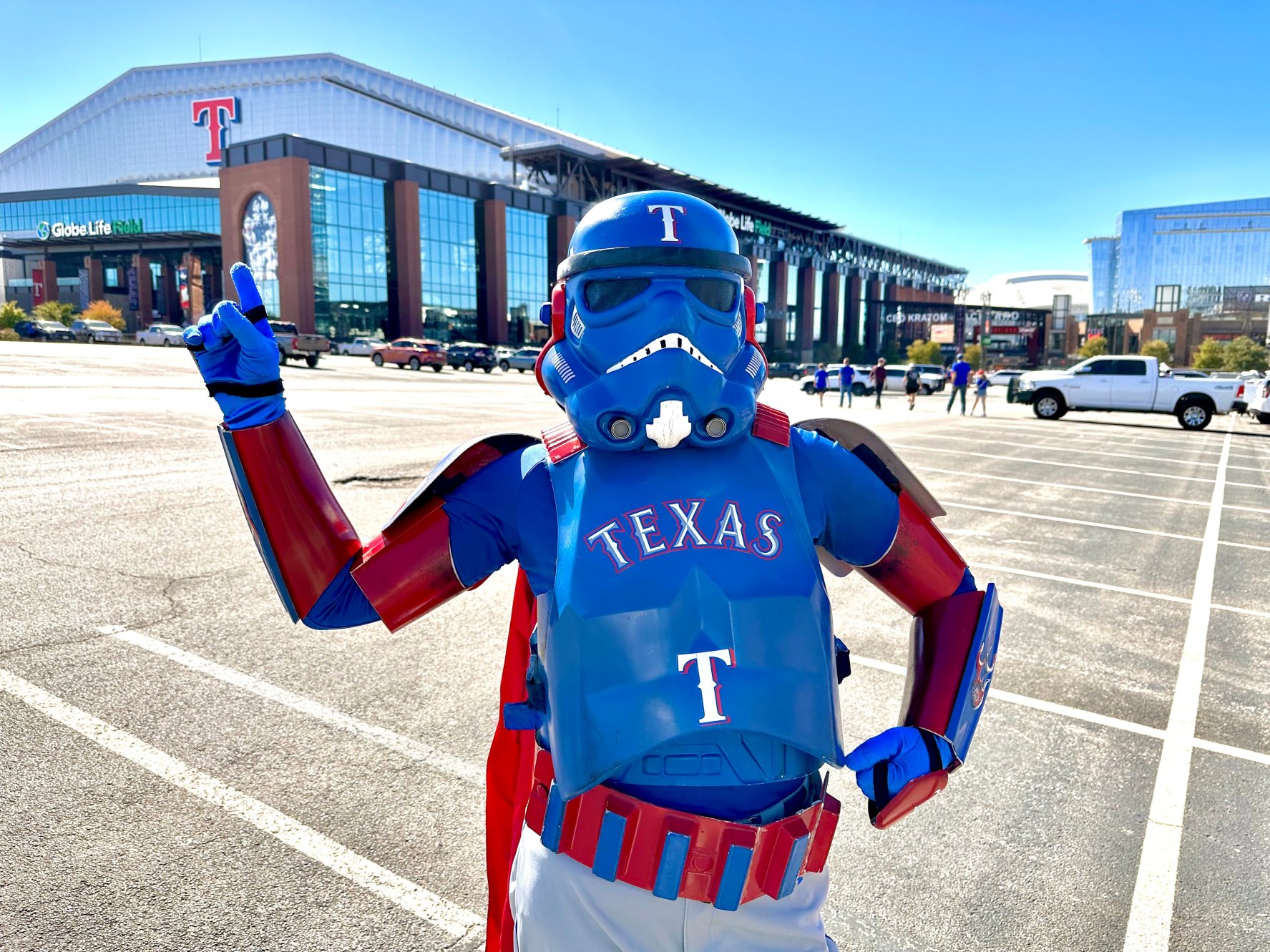 Texas Rangers fans display their team spirit – NBC 5 Dallas-Fort Worth