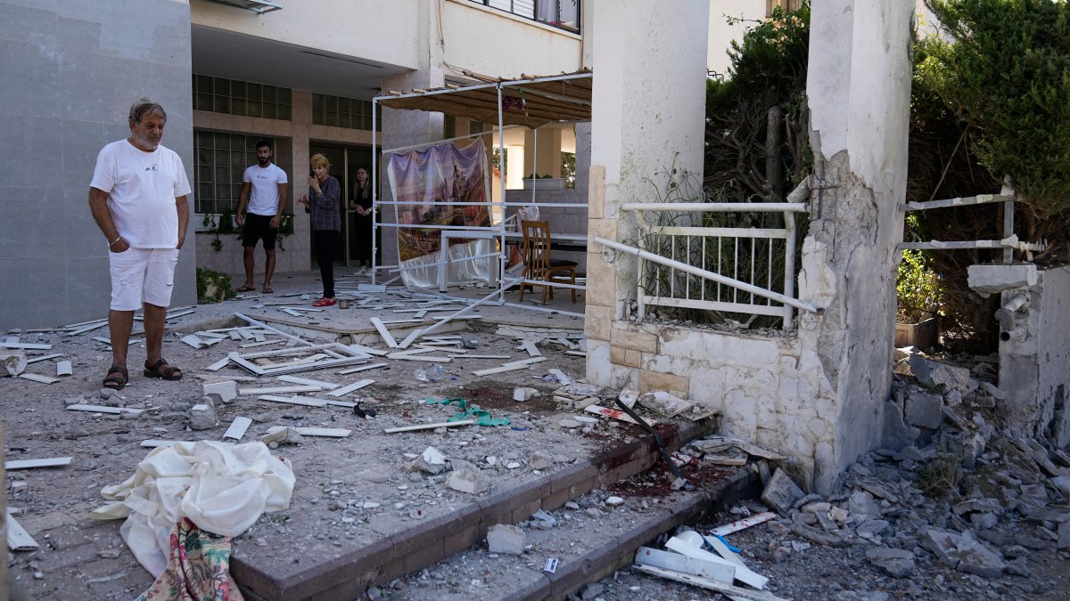 Israeli hostage crisis in Hamas-ruled Gaza becomes a political trap for Netanyahu