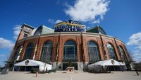 11 hurt when escalator malfunctions following Cubs game against Brewers in Milwaukee