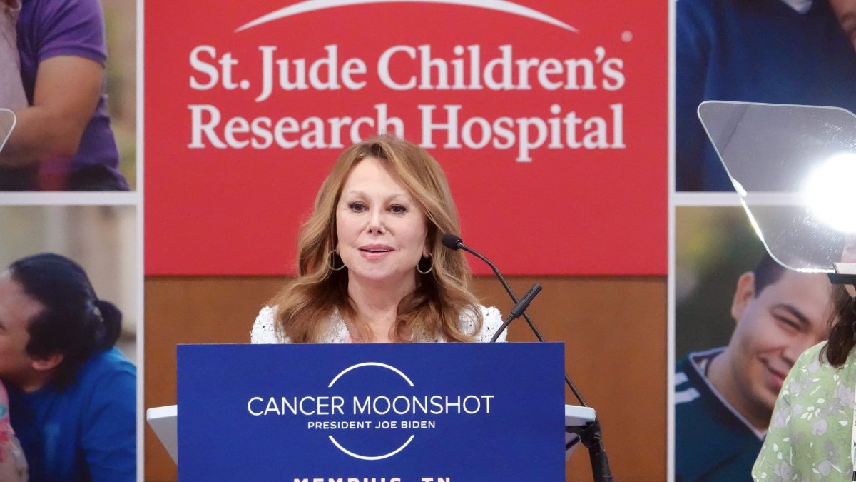 Marlo Thomas celebrates $1 billion raised for St. Jude hospital – NBC 5 Dallas-Fort Worth - Vimarsana News