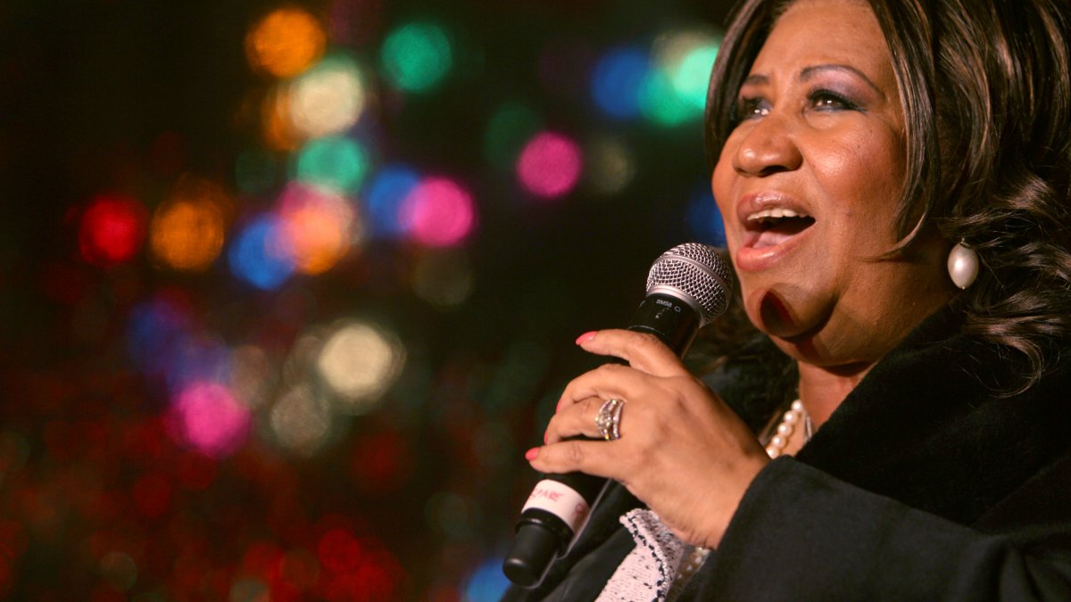 Judge cites handwritten will and awards real estate to Aretha Franklin's sons – NBC 5 Dallas-Fort Worth - Vimarsana News