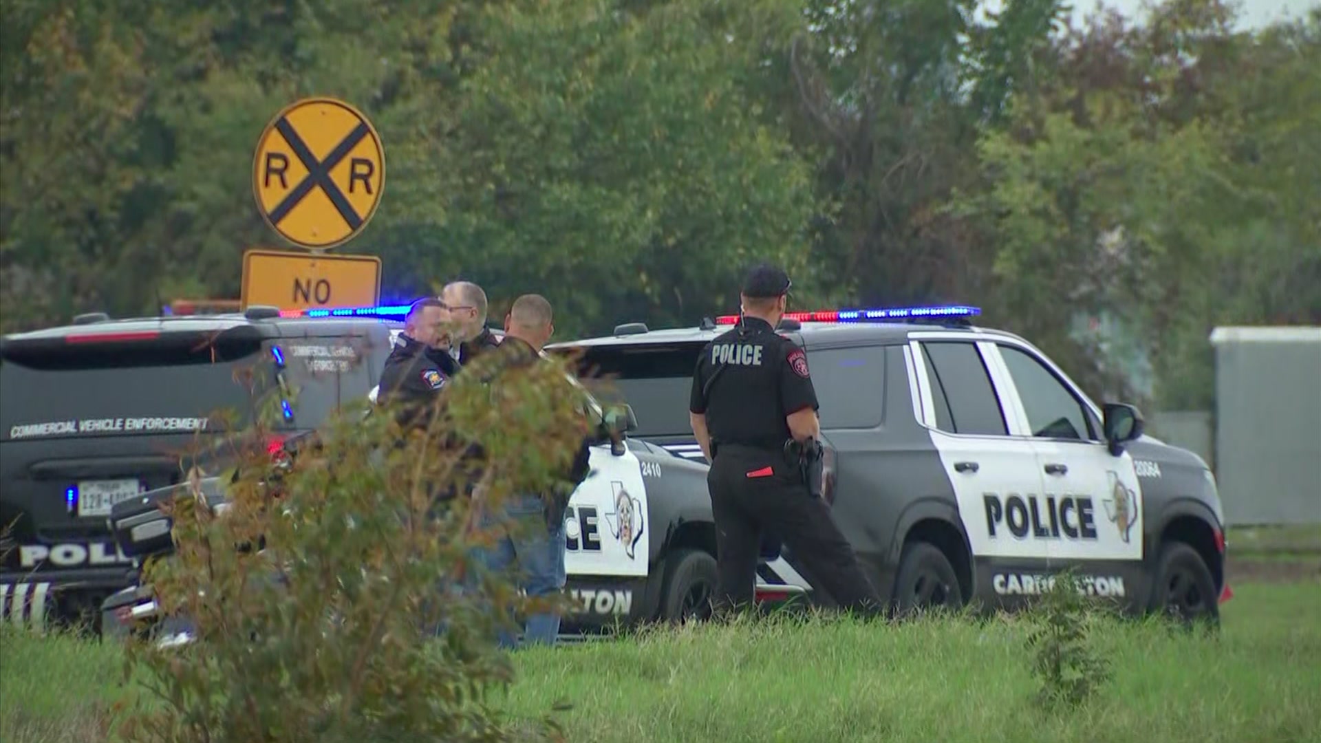 Texas woman in custody, accused of stabbing husband, driving children ...