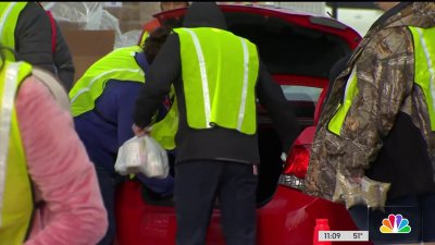DFW food banks host food distributions this week leading up to Christmas