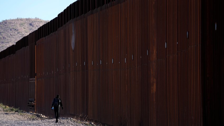 US-Mexico border: Arizona's open door