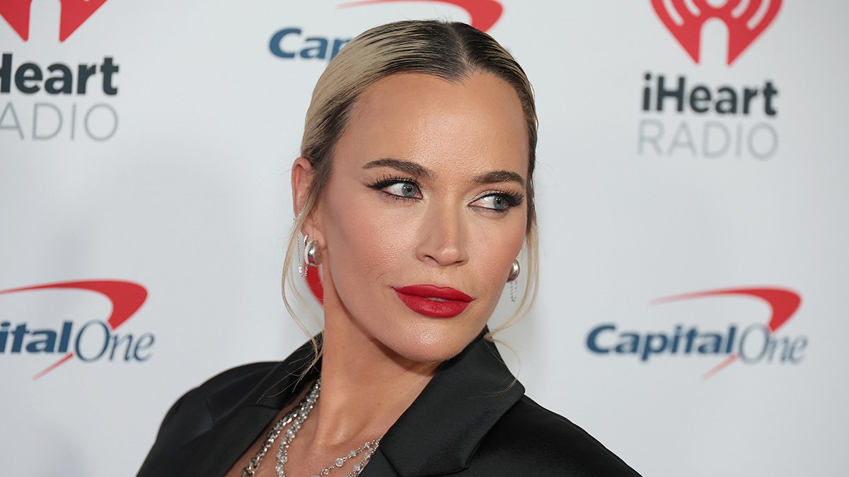 Teddi Mellencamp undergoes surgery amid skin cancer fight – NBC 5 Dallas-Fort Worth - Vimarsana News