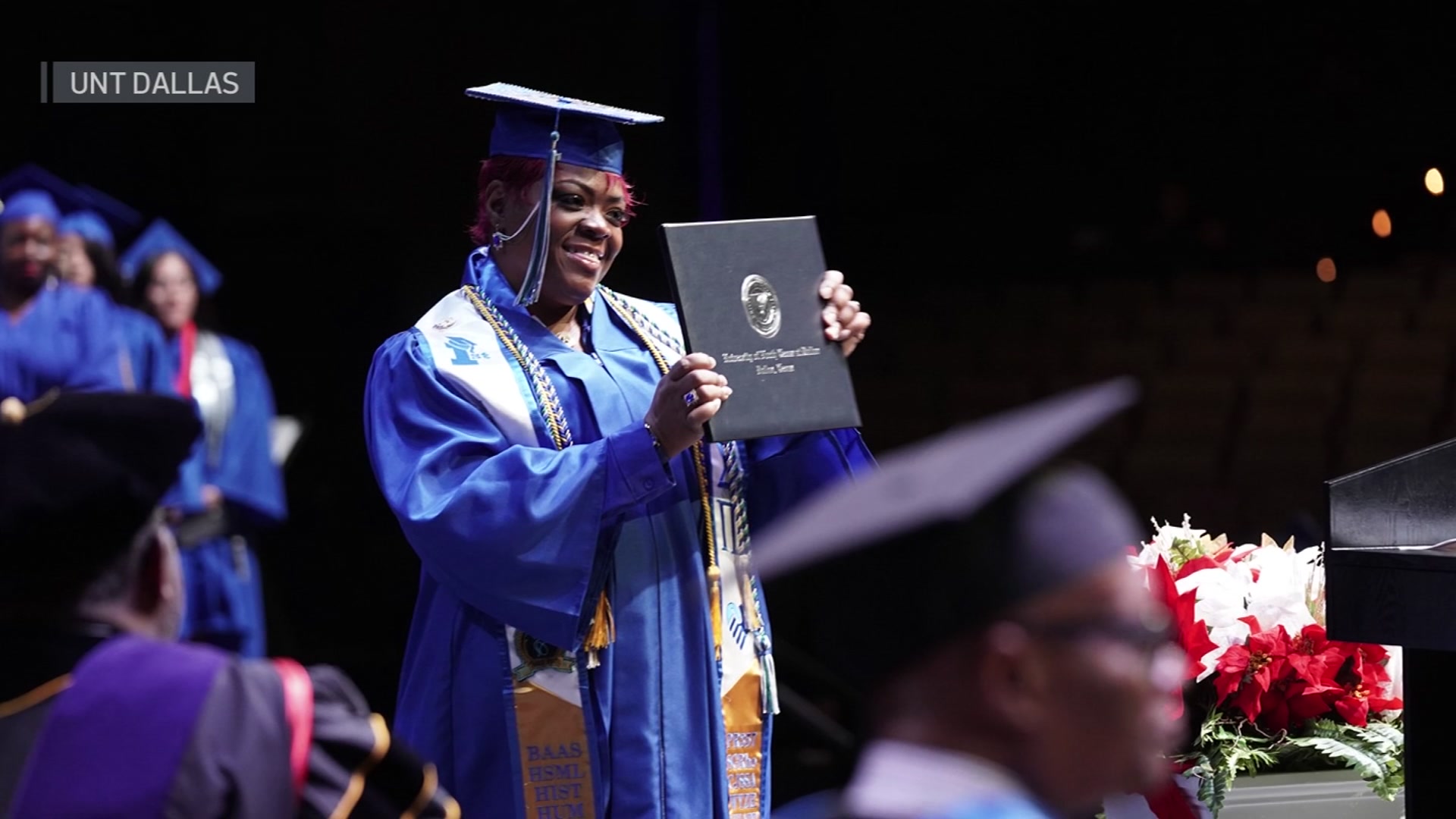 Dallas grandmother earns bachelor s degree from UNT Dallas NBC 5