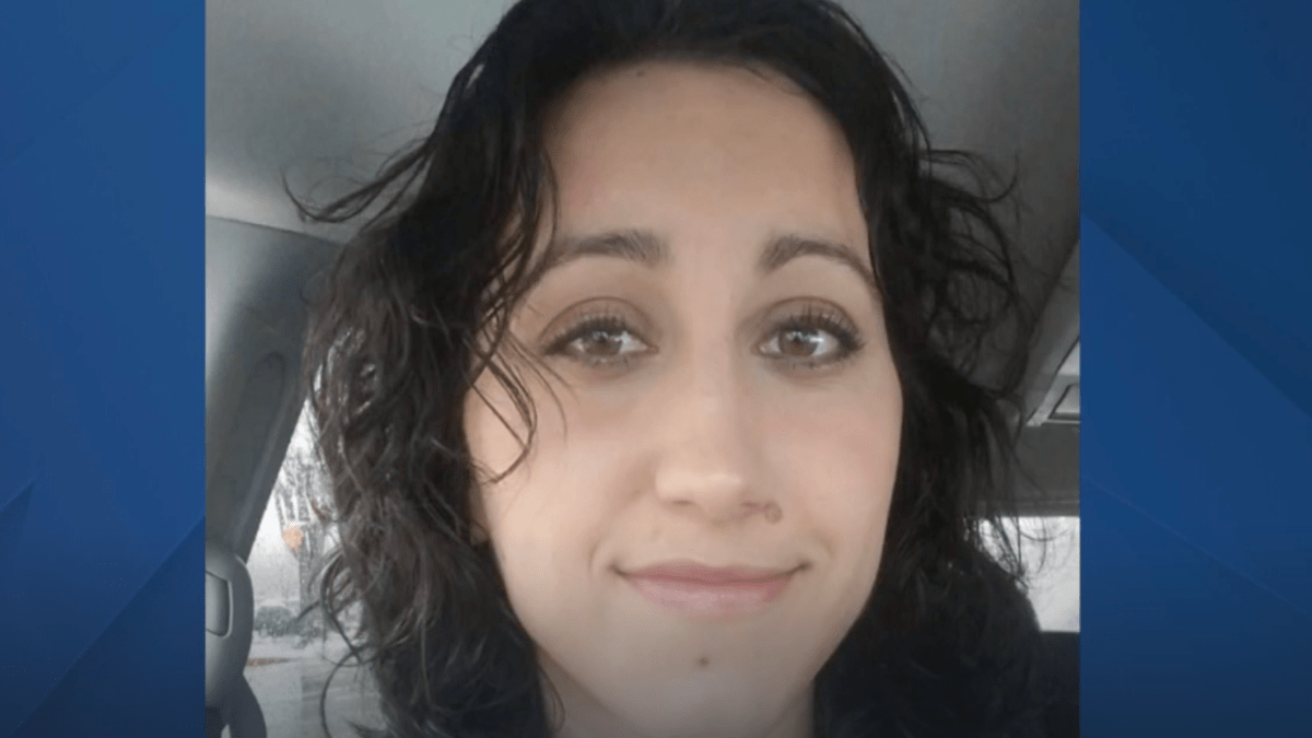 Colorado mom accused of killing 2 of her children and wounding a third remains on the run