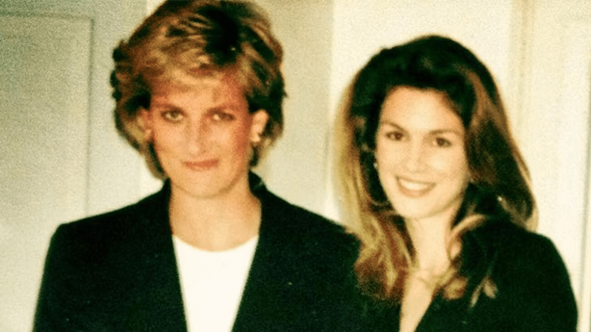 Cindy Crawford reacts to her 'little cameo' on 'The Crown' – NBC 5 Dallas-Fort Worth - Vimarsana News
