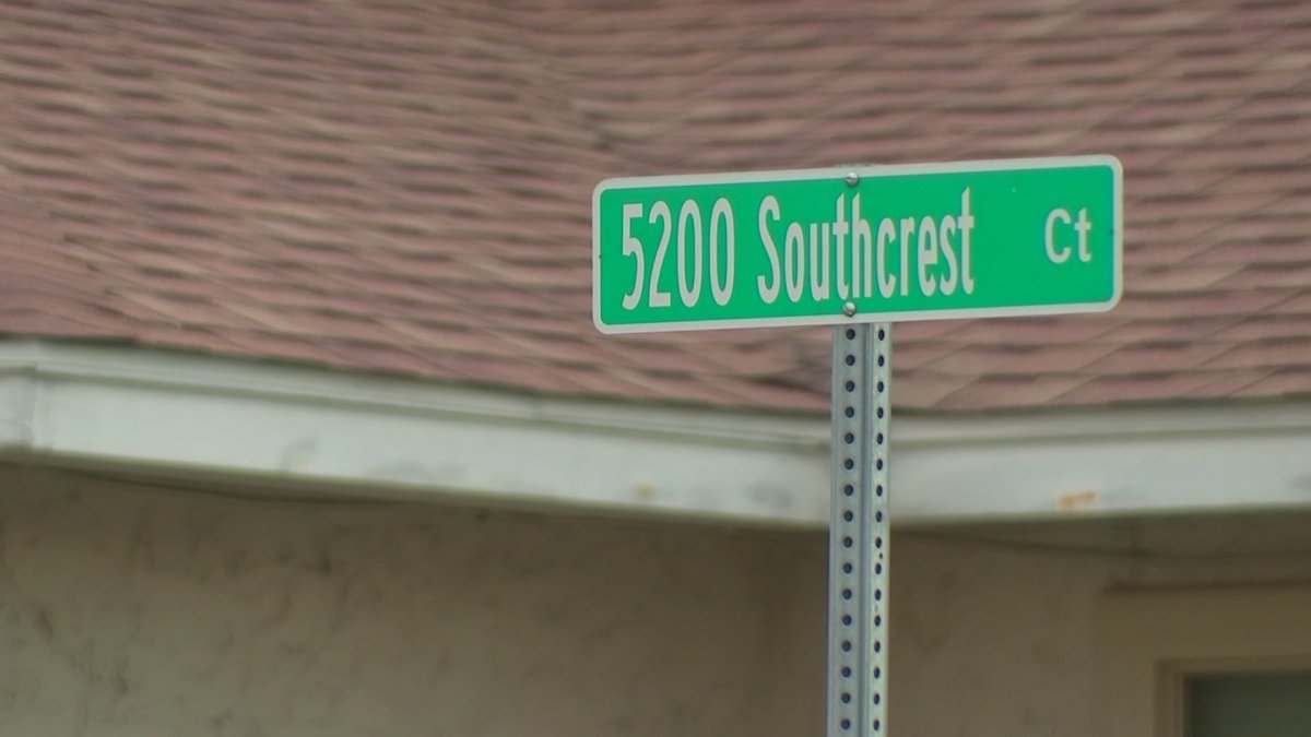 Fort Worth police: 14-year-old fatally shot while trying to break into apartment