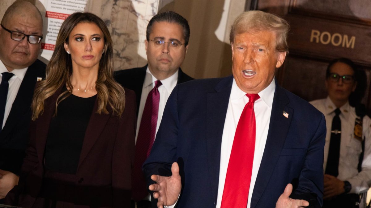 Trump lashes out at financial monitor in business fraud case after she reports errors - Vimarsana News