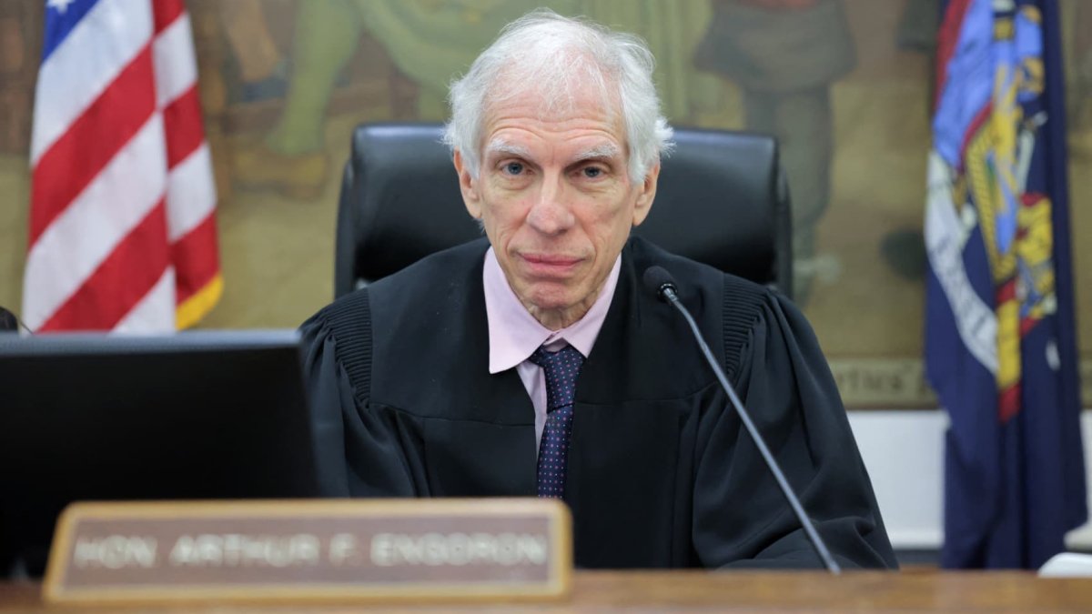 Trump trial live updates: Ex-president insults judge in courtroom rant - Vimarsana News