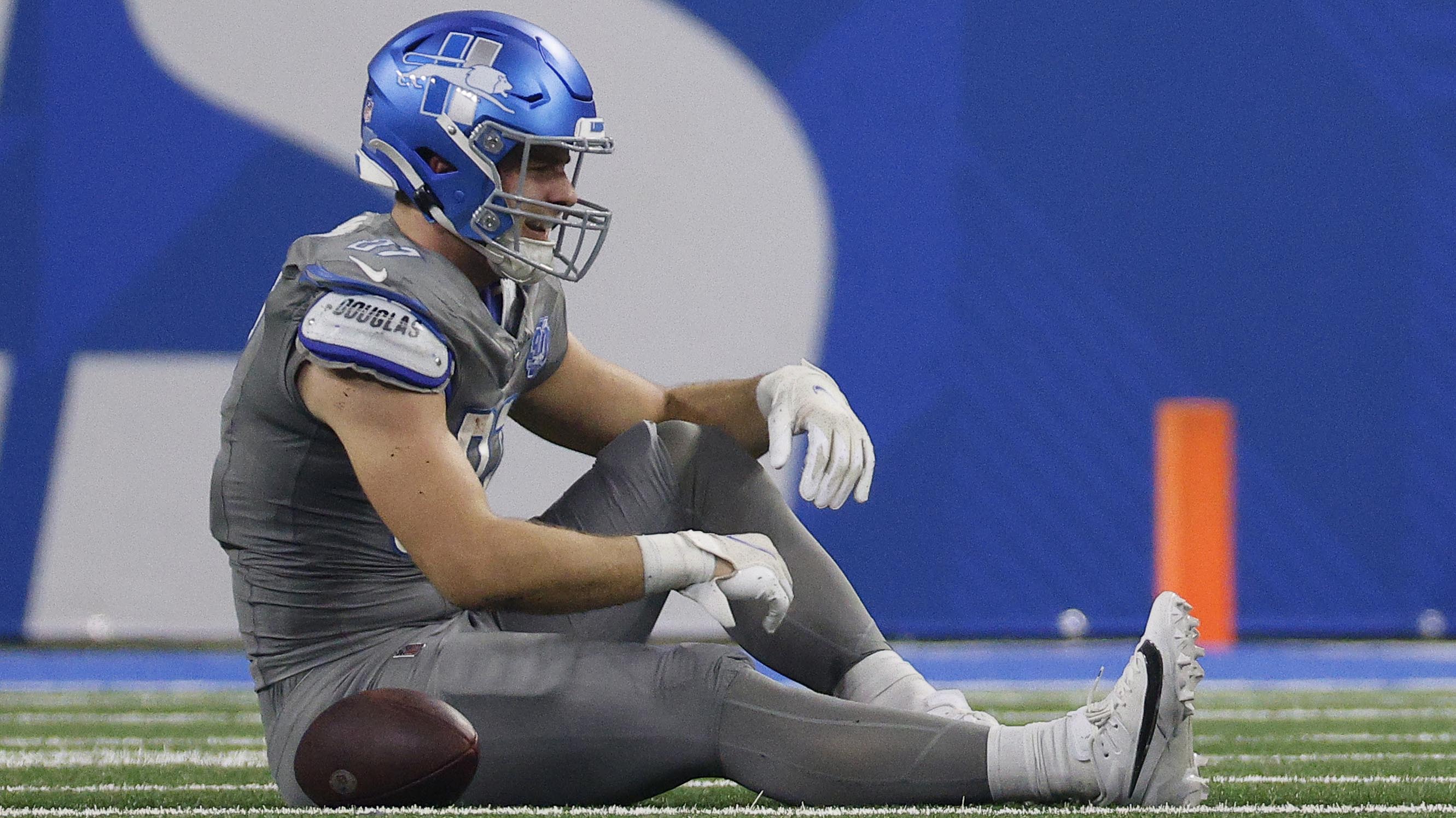 Lions tight end Sam LaPorta suffers knee injury – NBC 5 Dallas-Fort Worth