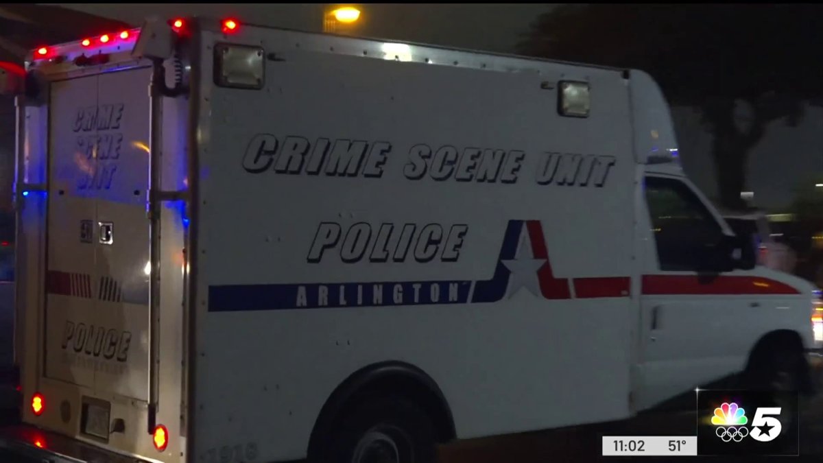 3 killed in shooting at Arlington apartment complex, search for suspect ...