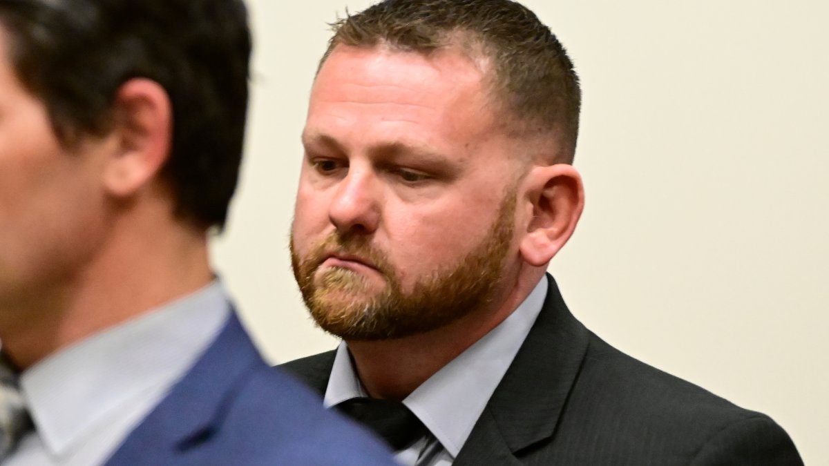 Ex-Aurora cop convicted in Elijah McClain death gets 14 months in jail – NBC 5 Dallas-Fort Worth - Vimarsana News