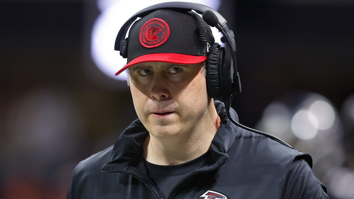 Falcons fire Arthur Smith after third straight 7-10 year – NBC 5 Dallas ...