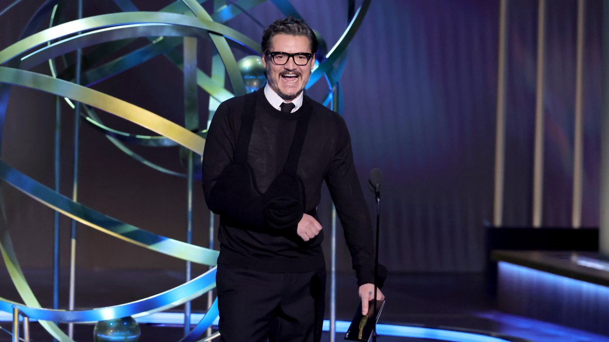 Here's what Pedro Pascal said at the Emmys that was bleeped out – NBC 5 Dallas-Fort Worth - Vimarsana News