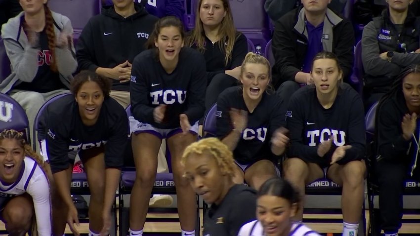 Hawaii women's volleyball team collapses against TCU