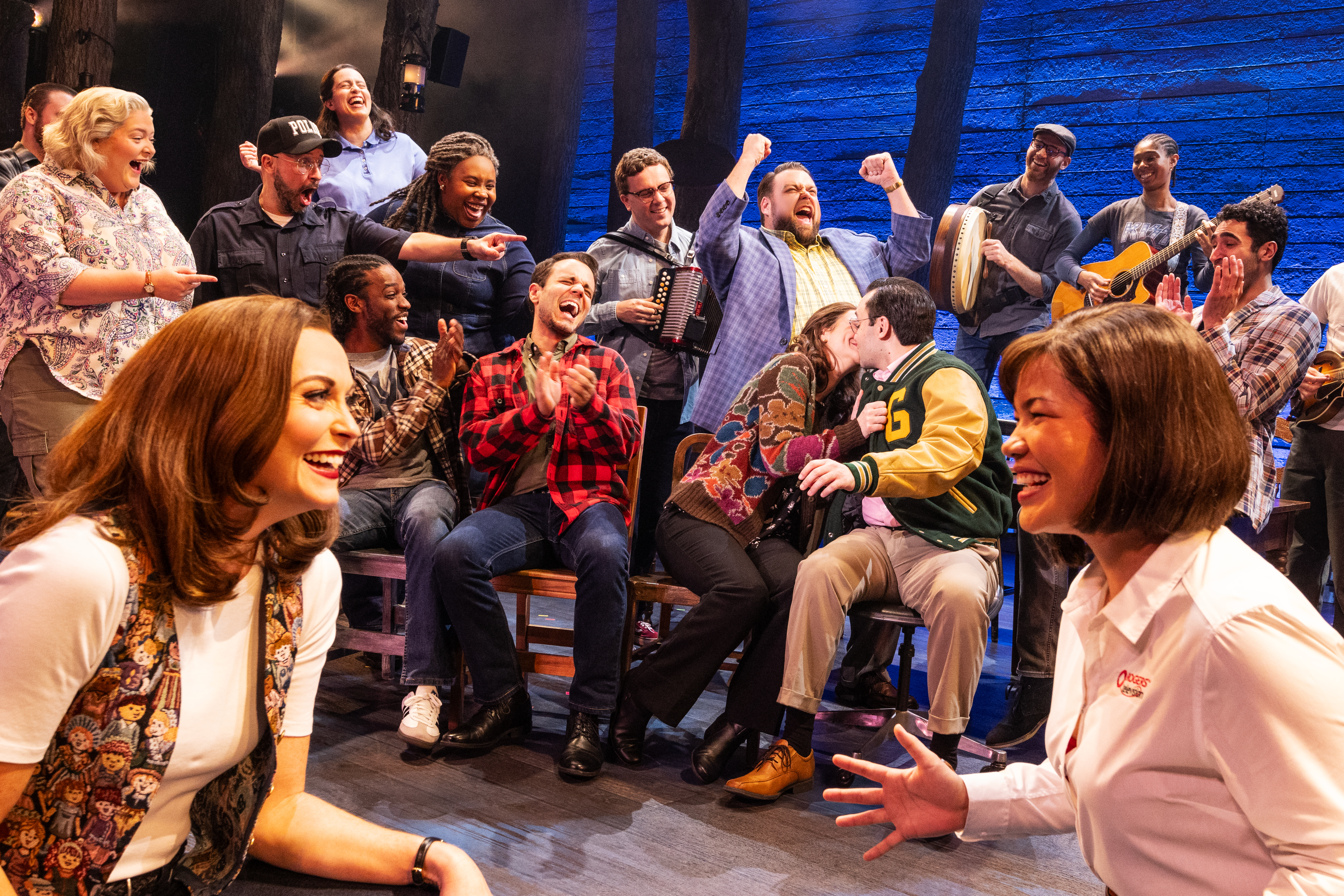 Touring cast of Come From Away 2023 Broadway Dallas