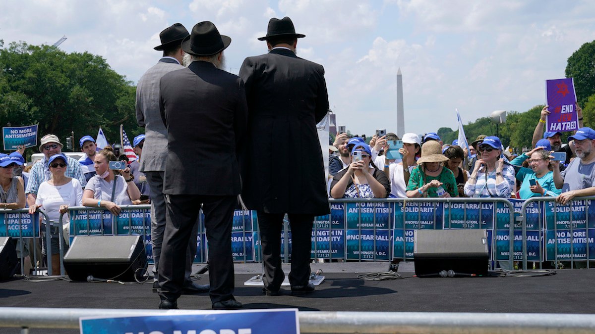 Antisemitism and safety fears on the rise among jews in America – NBC 5 Dallas-Fort Worth - Vimarsana News