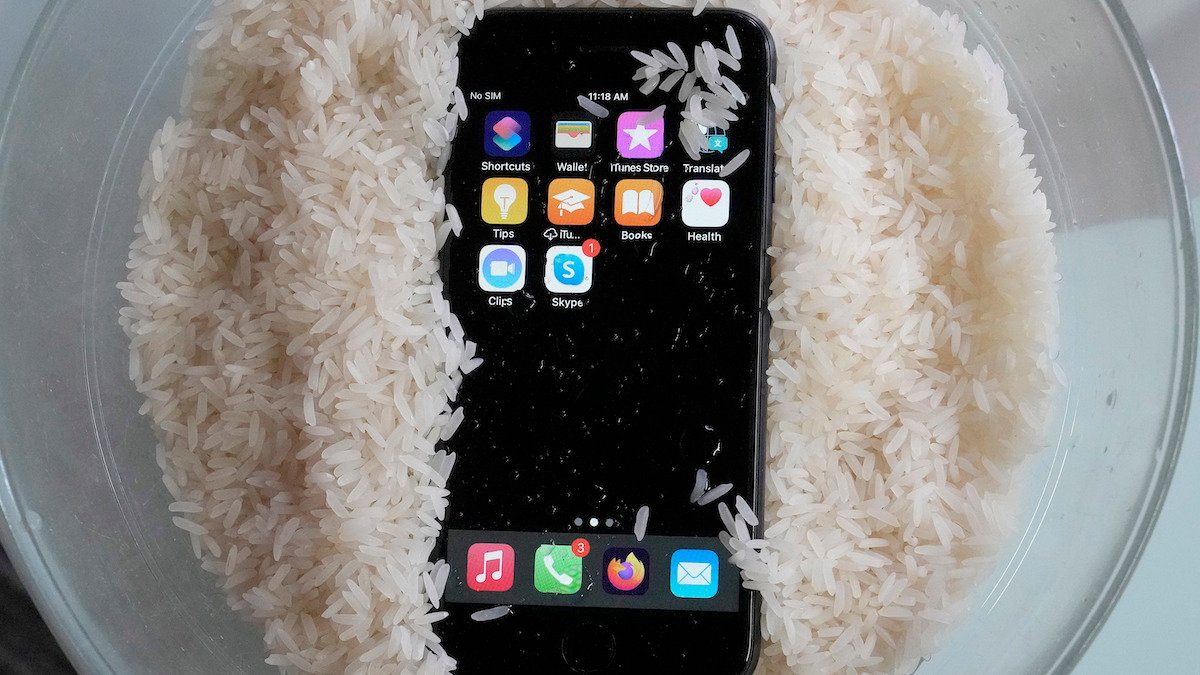 How do I dry out my iPhone or Android if it gets soaked in water? – NBC 5 Dallas-Fort Worth - Vimarsana News
