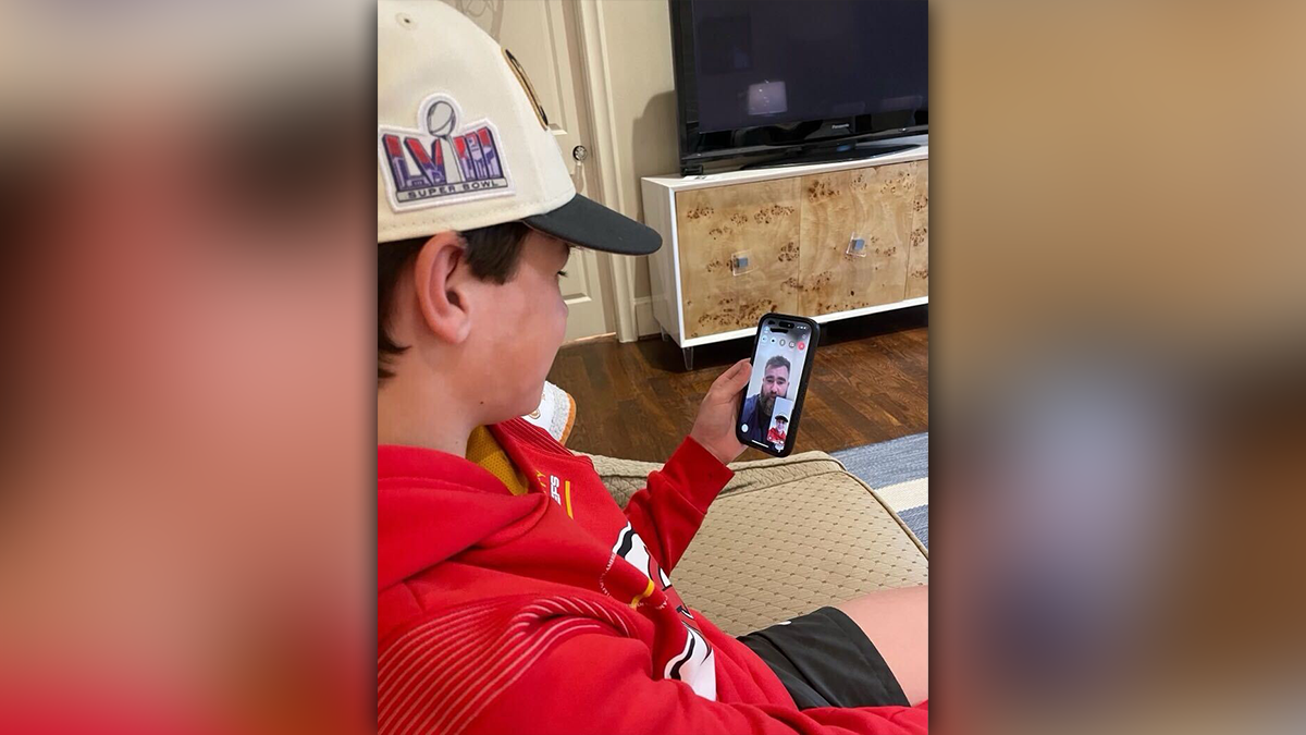 Dallas 8th grader meets Jason Kelce on FaceTime – NBC 5 Dallas-Fort Worth