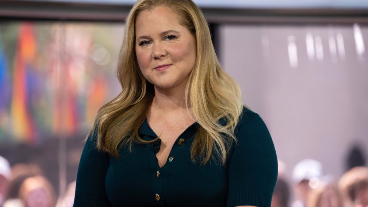 Amy Schumer addresses criticism about her 'puffier' face in powerful post – NBC 5 Dallas-Fort Worth - Vimarsana News