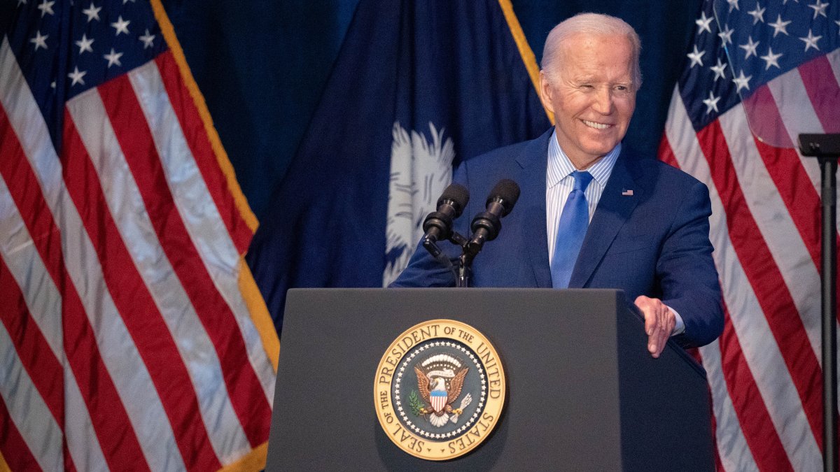 Biden easily wins South Carolina's Democratic party primary, NBC News projects