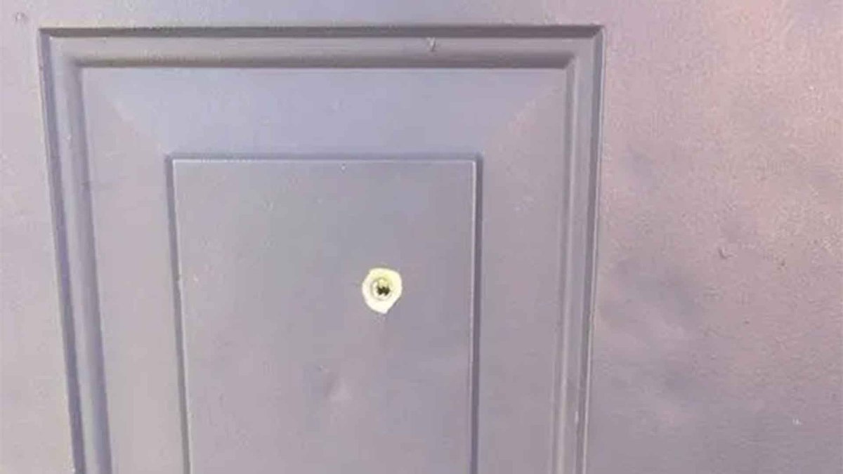 Stray bullet injures woman inside her Texas apartment – NBC 5 Dallas-Fort Worth - Vimarsana News