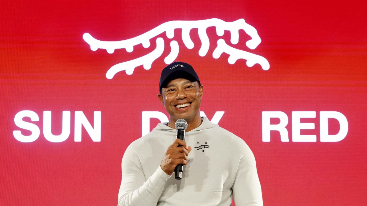 Tiger Woods draws fashion opinions after unveiling Sun Day Red brand – NBC 5 Dallas-Fort Worth