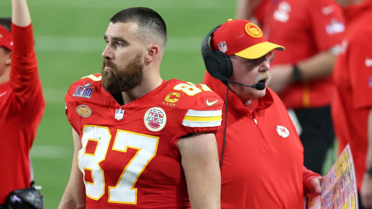 Travis Kelce calls his Super Bowl scuffle with Andy Reid ‘unacceptable