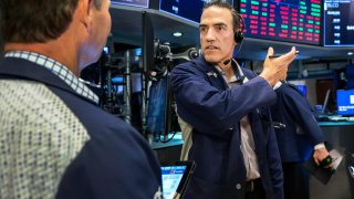 Traders on the floor of the New York Stock Exchange on May 6, 2022.