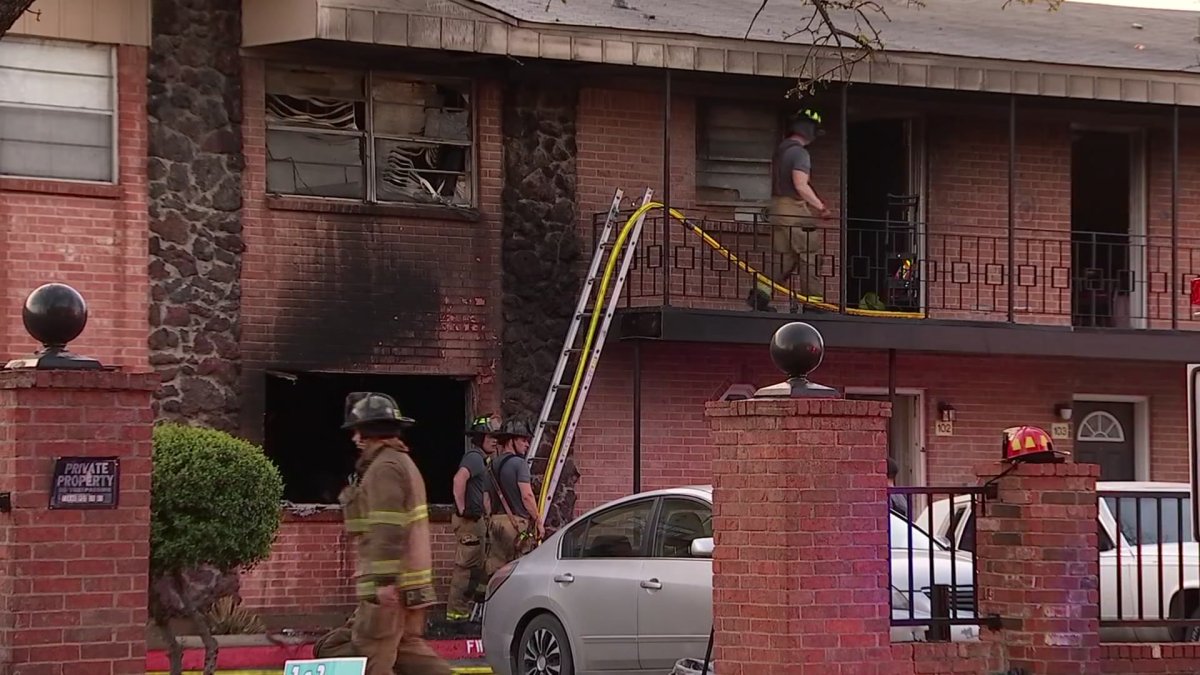 Apartment fire in Forth Worth leaves 2 injured, 60 displaced NBC 5