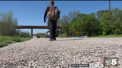 Man travels on foot from Austin, Minnesota to Austin, Texas