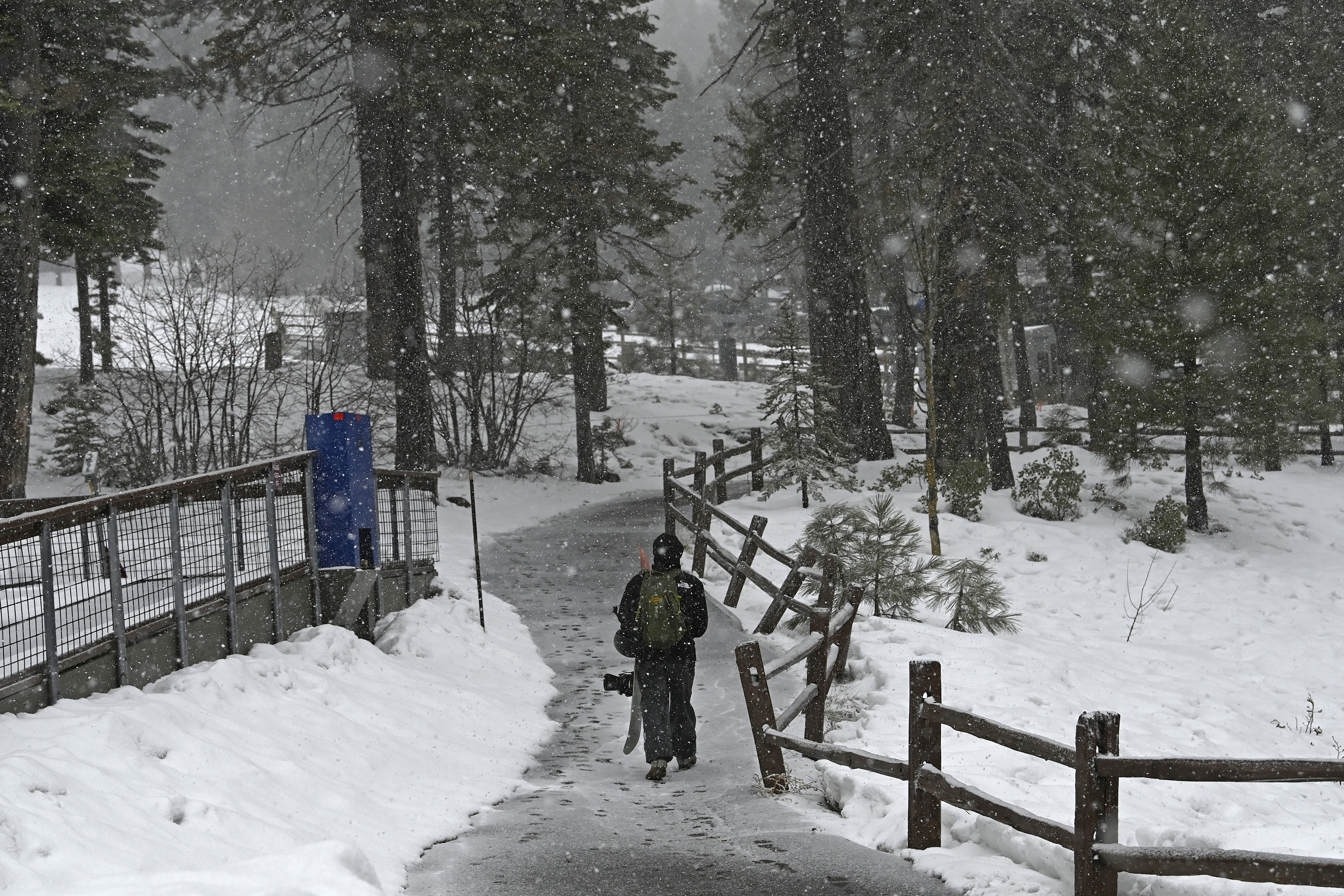 Winter storm dumps several feet of snow on Sierra Nevada