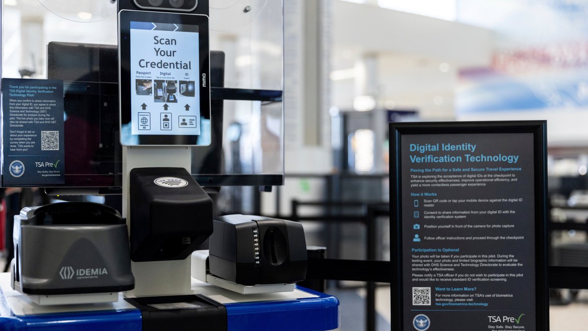 Migrants with no passport will now need facial recognition scans for domestic flights, TSA says