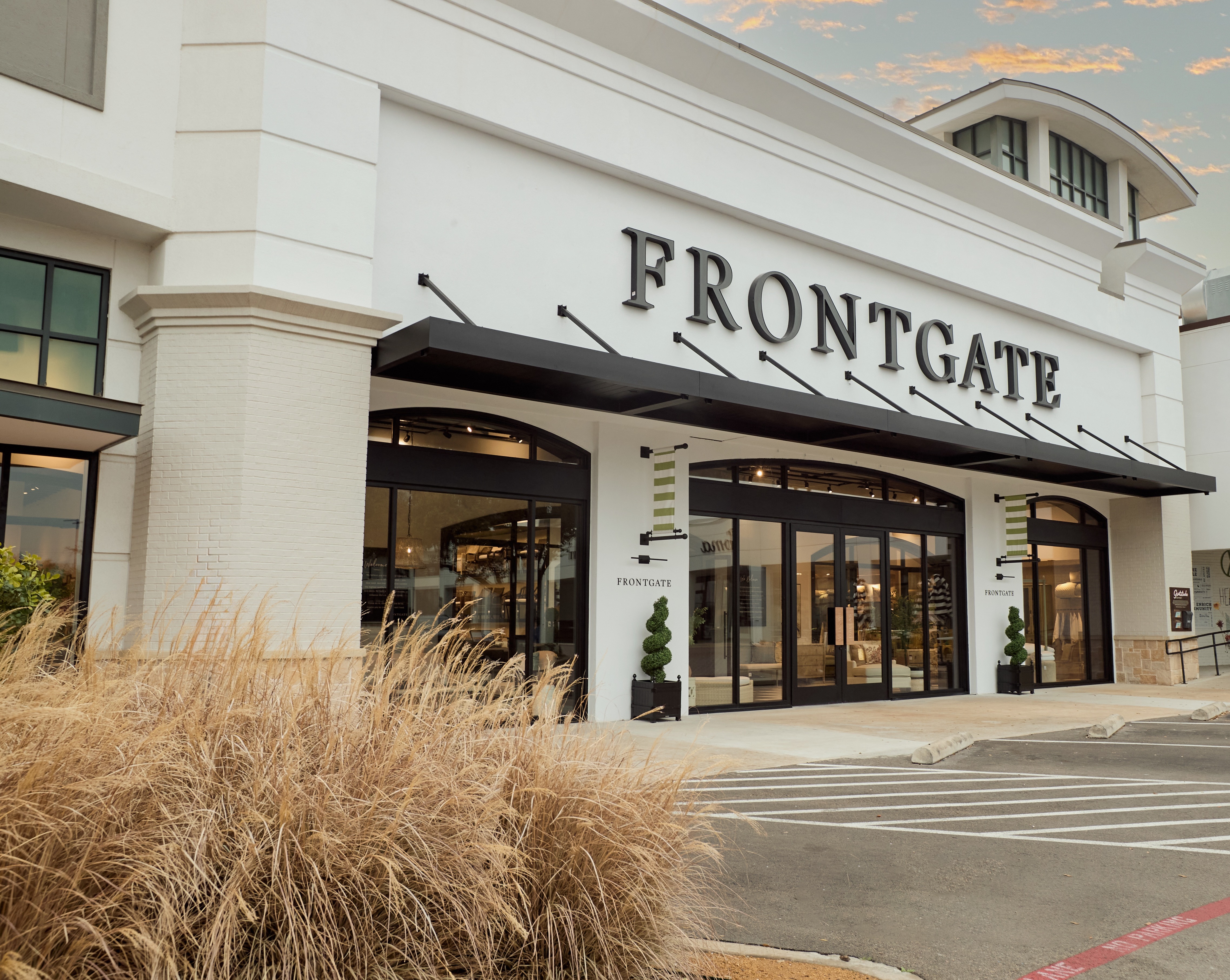 Frontgate invites public to grand opening of new Dallas store