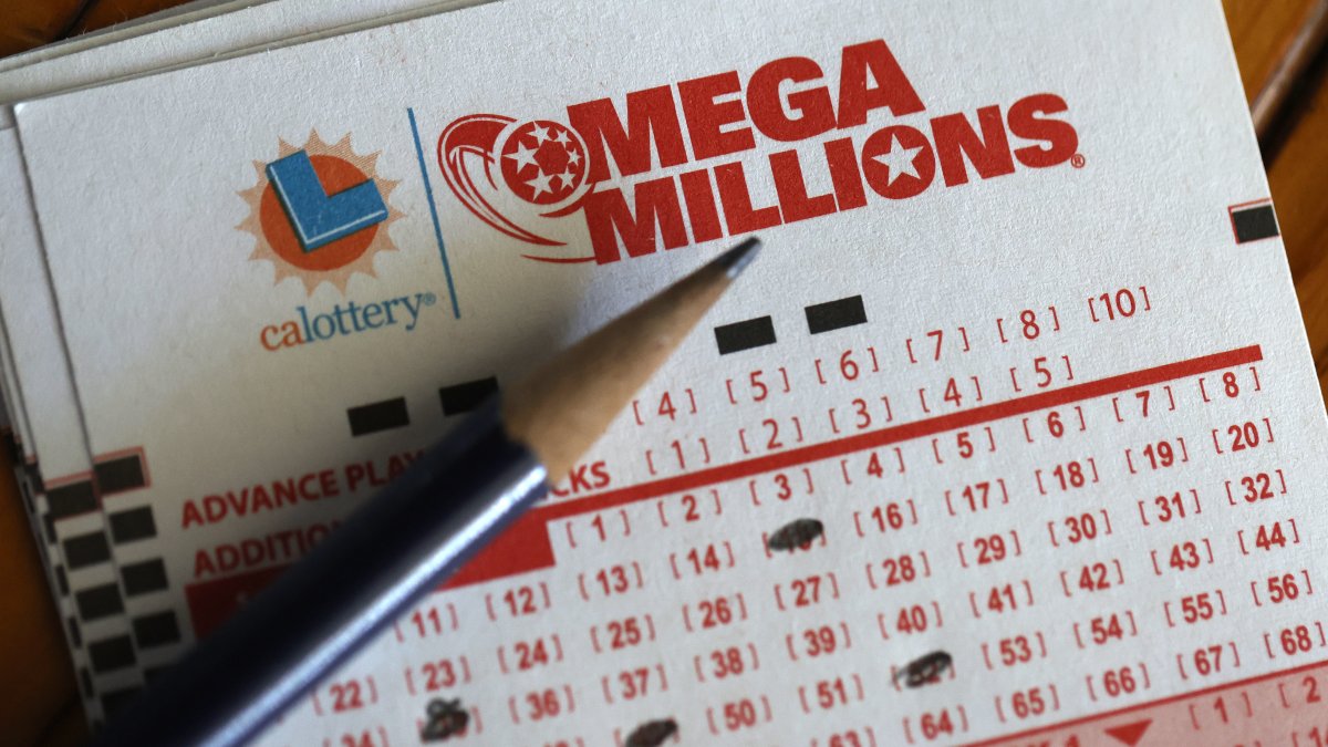 Winning numbers to be drawn Tuesday for $650 million Mega Millions jackpot