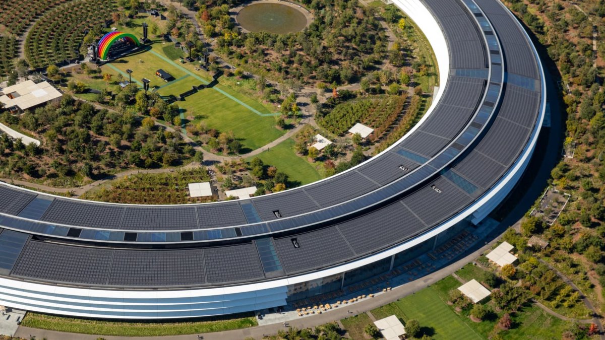 Apple lays off over 600 California employees after shuttering car