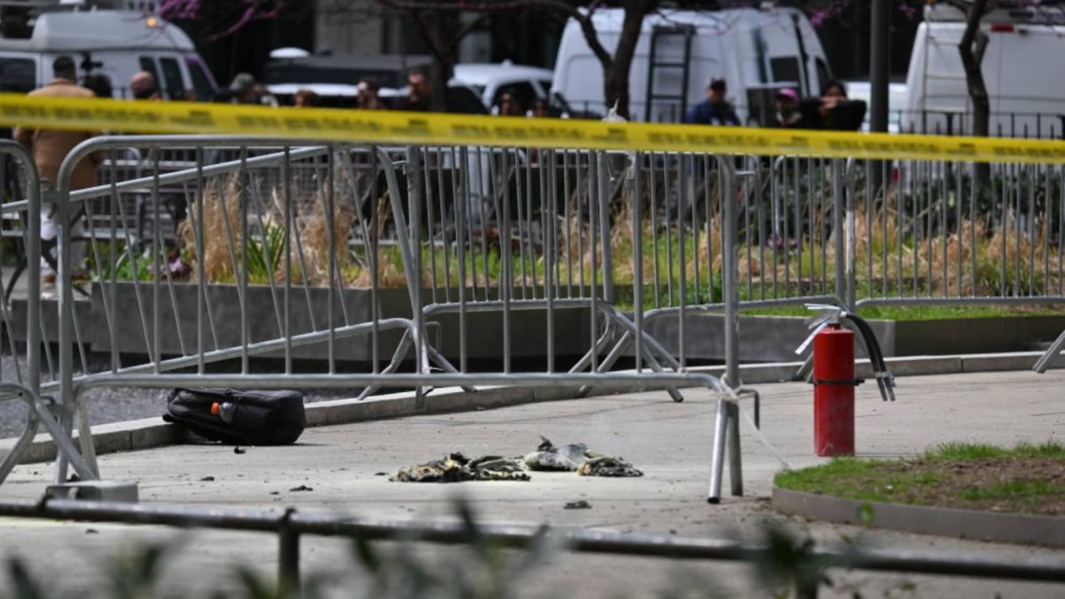 Man sets himself on fire outside Trump trial courthouse in New York - Vimarsana News