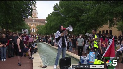 pro-Palestinian protestors walk out at University of North Texas
