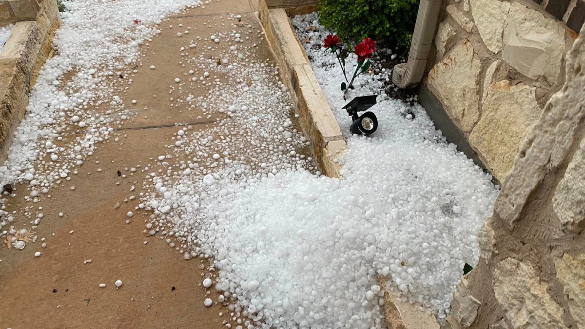 North Texans prepare for potential damage as another hailstorm looms - Vimarsana News