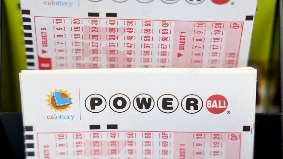 Winning numbers to be drawn Wednesday for the $1.09 billion Powerball jackpot