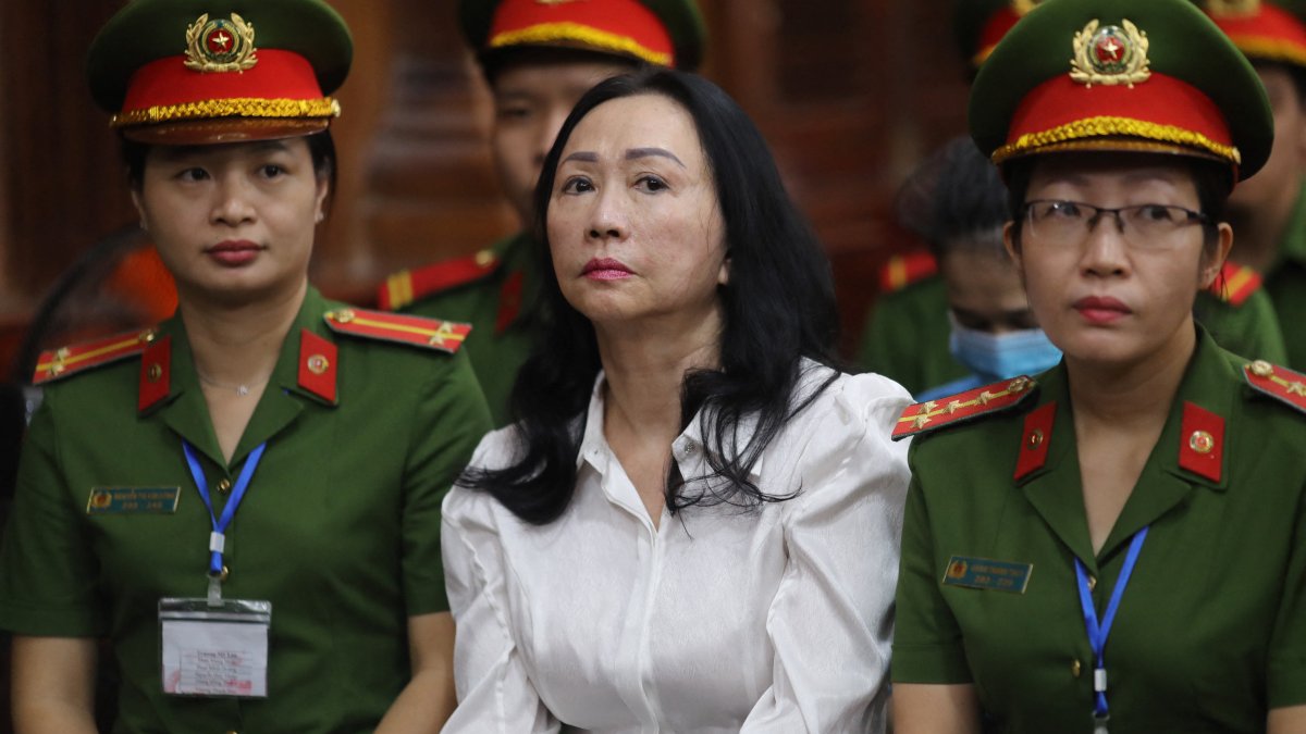 Vietnam sentences real estate tycoon to death – NBC 5 Dallas-Fort Worth - Vimarsana News
