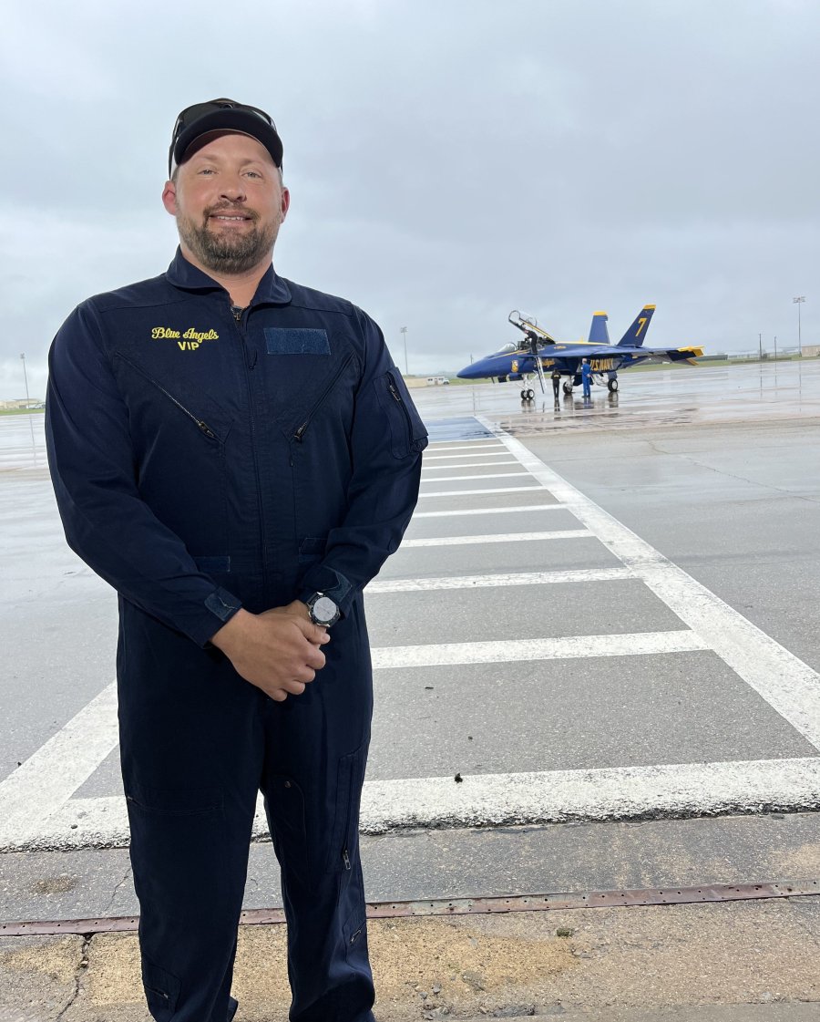 John Fahey flying with the Blue Angels