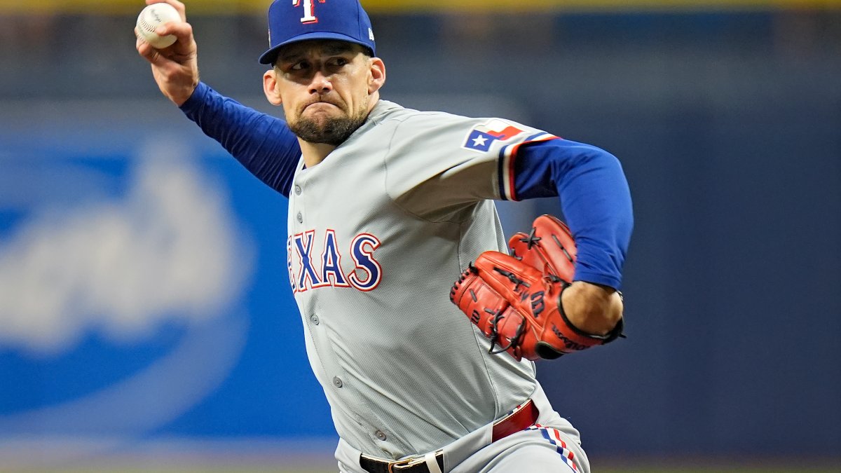Texas Rangers face the Tampa Bay Rays leading series 1-0