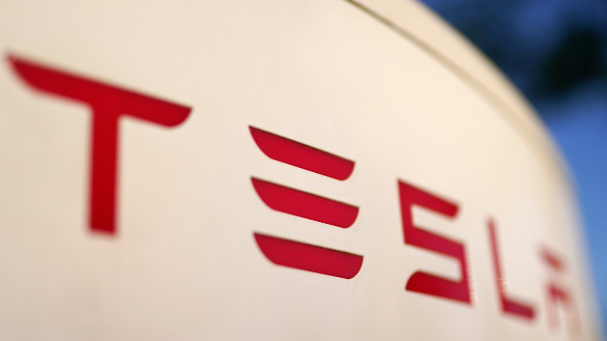 Tesla slashes prices on some vehicles – NBC 5 Dallas-Fort Worth - Vimarsana News