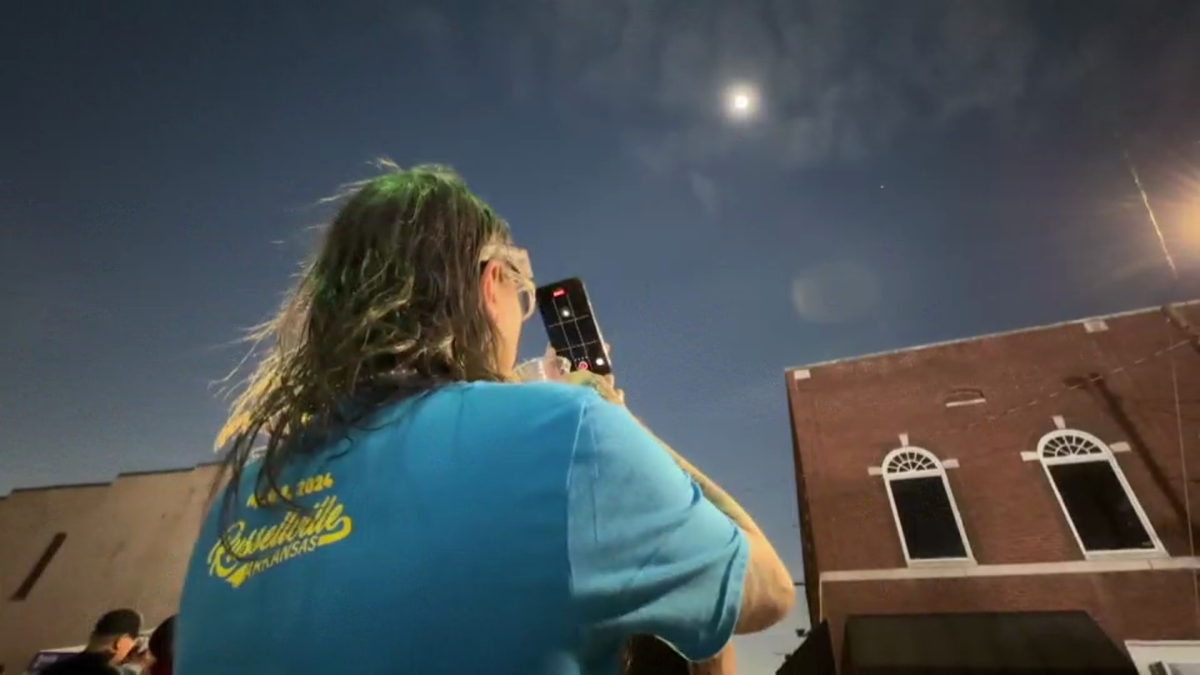 Thousands flock to Arkansas for total solar eclipse NBC 5 DallasFort Worth